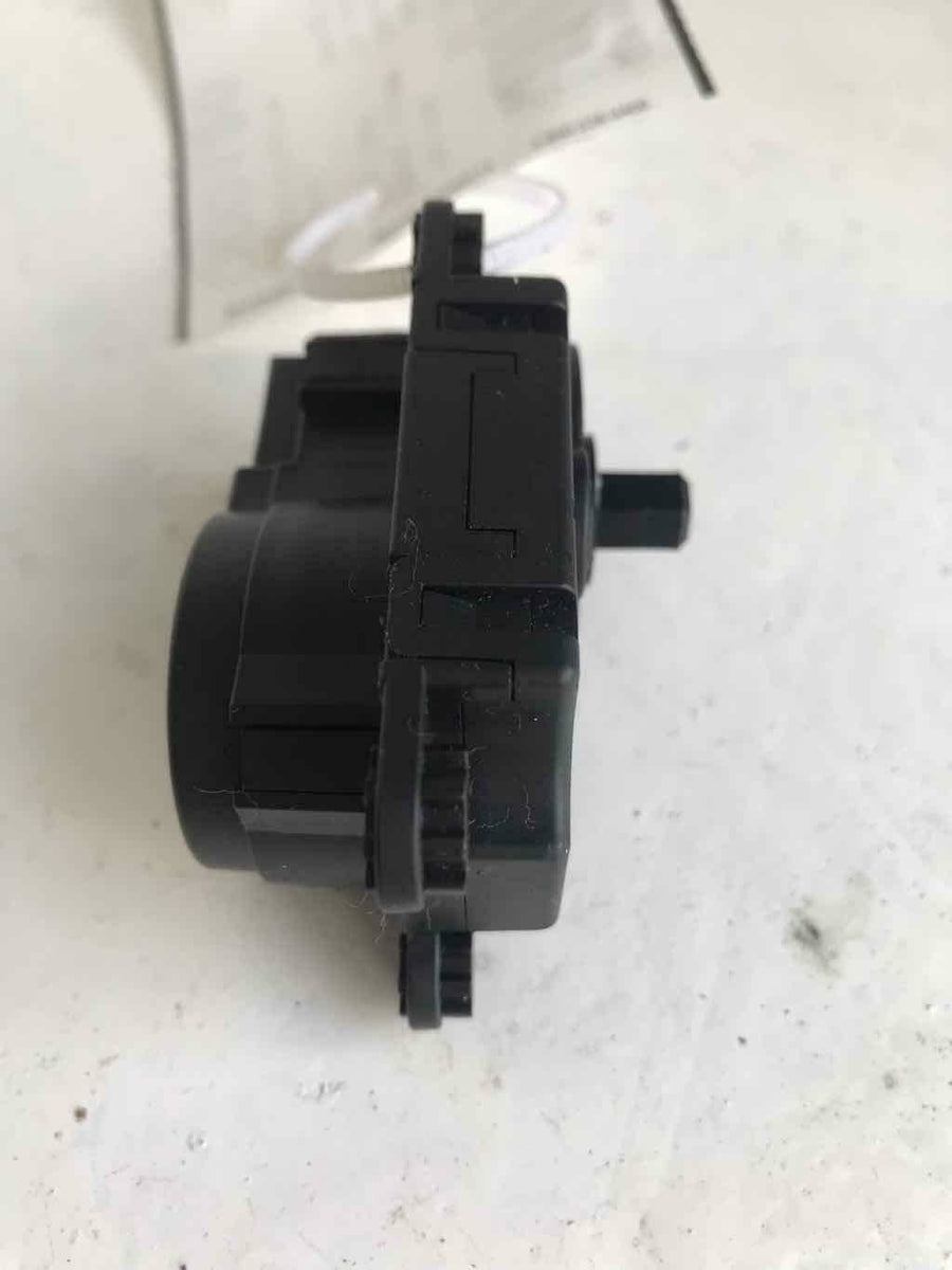2018 MITSUBISHI OUTLANDER Air Vent Actuator Heater Flap