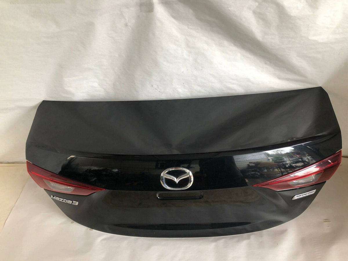 2014 - 2018 MAZDA 3 Trunk Decklid Sedan w/o spoiler Incandescent
