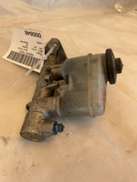 1993 - 2002 TOYOTA COROLLA Brake Master Cylinder 1.8L Sedan w/o ABS OEM