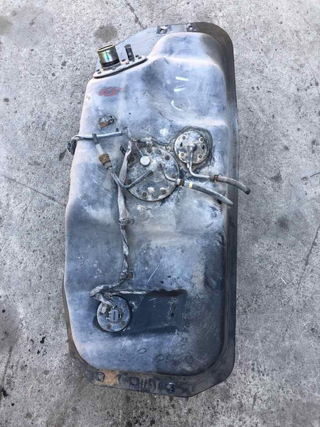 1992 - 1995 TOYOTA 4RUNNER Fuel Tank Pump Assembly 3.0L 4x4 4WD OEM