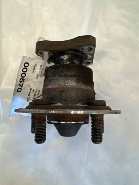 2001 - 2009 PT CRUISER Wheel Hub Bearing Assembly Left Driver Side Rear SX OEM
