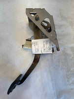 2005 CHRYSLER PT CRUISER Floor Brake Pedal With Mounting Bracket Assembly OEM