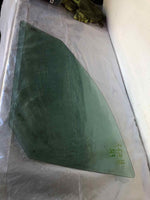 2000 - 2007 FORD FOCUS SE Front Passenger Door Glass Right Window RH 2.3L Sedan