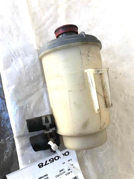 1996 HONDA ACCORD 2.2L 4 Cylinder Power Steering Fluid Reservoir Oil Bottle Tank