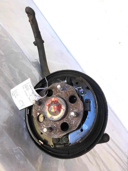 1994 - 1997 HONDA ACCORD 2.2L 4 Cylinder Rear Suspension Knuckle Stub Axle Right
