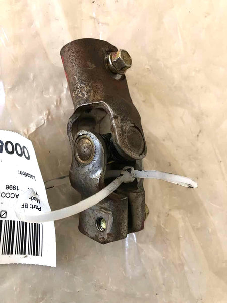 1996 HONDA ACCORD 2.2L 4 Cylinder Power Steering Column Coupler U Joint Swivel