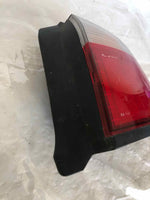 1996 1997 HONDA ACCORD 2.2L Right Tail Light Assembly Quarter Panel Mounted RH