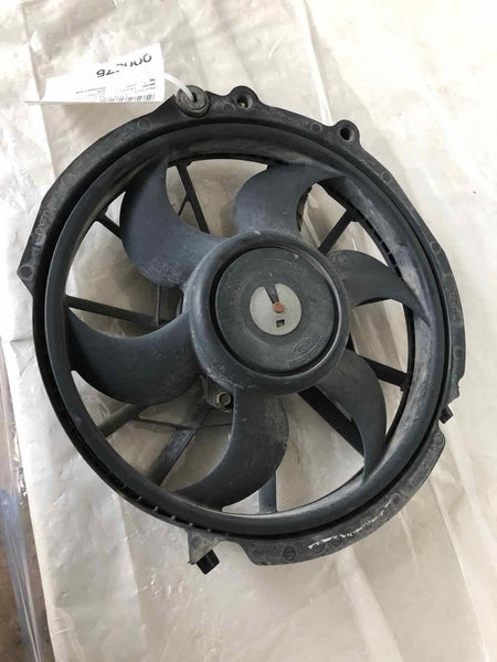1996 - 2007 FORD TAURUS Engine Cooling Motor Fan Passenger Right 4F1H-8C607-EA