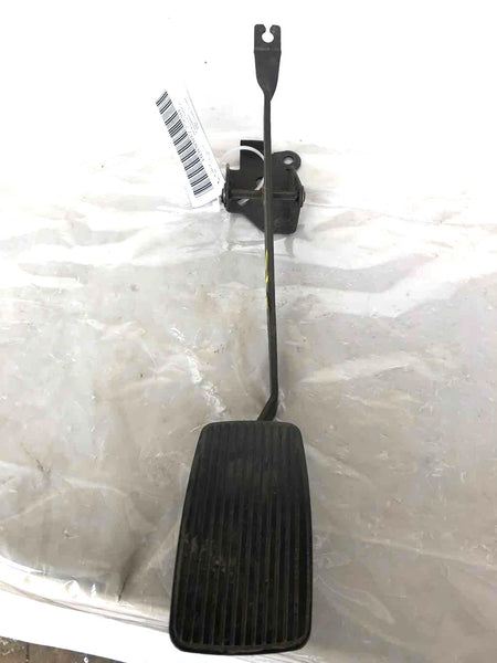 2006 FORD TAURUS Accelerator Floor Throttle Gas Foot Pedal Lever OEM