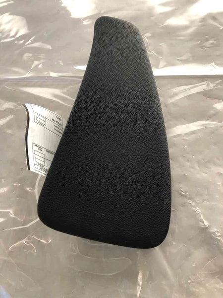 2012 - 2015  MERCEDES C250 1.8L 4 Cylinder Air Bag Knee Front Passenger Side RH