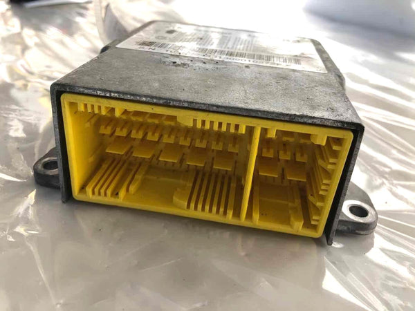 2013 2014 MERCEDES C250 Chassis Brain Box Diagnostic Module Unit A2049012804 OEM