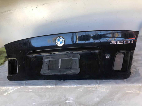 1999 2000 BMW 3 SERIES 328i Rear Trunk Lid Hatch Tailgate Panel w/ Emblem OEM