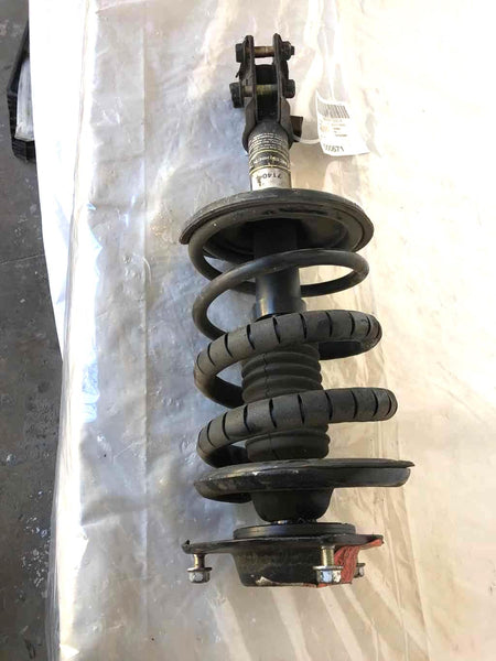 2001 - 2006 HYUNDAI ELANTRA Front Suspension Strut Assembly Left Driver Side LH