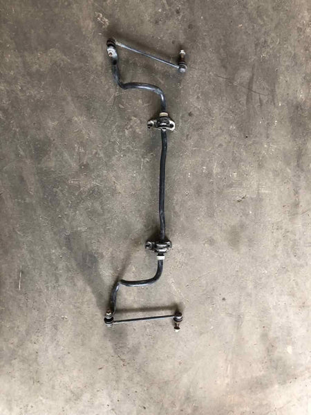 2011 - 2012 NISSAN LEAF Front Suspension Stabilizer Sway Bar w/ Bar End Links