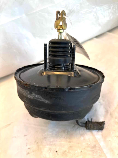 2003 - 2006 HYUNDAI ELANTRA Power Brake Booster Master Cylinder 2.0L 4 Cylinder