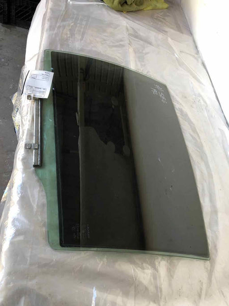 1998 - 2005 LEXUS GS300 Sedan Rear Door Glass Window 4-Doors Left Driver SIde LH