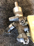 2003 - 2006 LINCOLN LS Brake Master Cylinder & Reservoir Bottle Tank 3.9L OEM