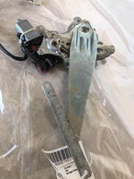 1998 - 2005 LEXUS GS300 Rear Door Window Regulator w/ Motor Passenger Right RH