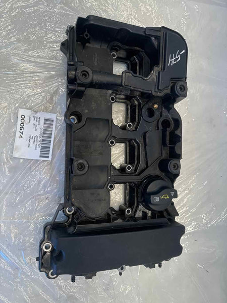 2012 - 2015 MERCEDES BENZ C-CLASS C250 Engine Valve Top Trim Cover 1.8L OEM