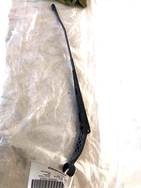 1998-2002 HONDA ACCORD Coupe Front Windshield Wiper Arm Right Passenger Side RH