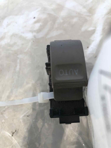 1999 LEXUS GS300 Front Door Power Window Switch Control Passenger Right RH