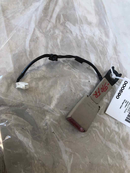 1998 - 2000 LEXUS GS300 Front Seat Belt Safety Seatbelt Buckle Passenger Right