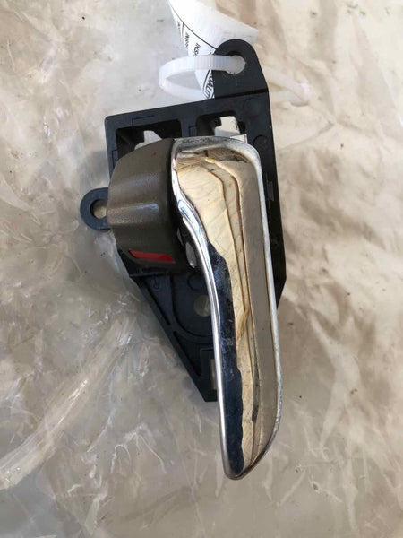 1998 - 2005 LEXUS GS300 Sedan Front Door Inside Handle Passenger Right RH