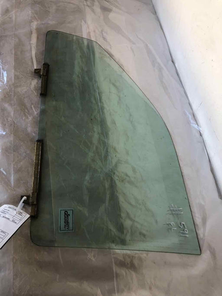 1997 - 2004 MITSU MONTERO SPORT Front Door Glass Window  Assembly Driver Left LH