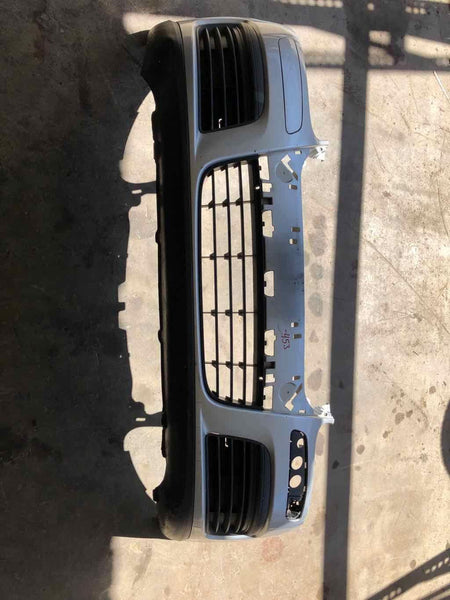 2005 - 2010 VOLKSWAGEN JETTA EXCEPT GLI Front Bumper Cover Grille and Reflector