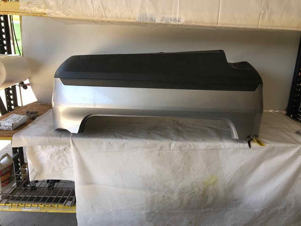 2005 - 2010 VOLKSWAGEN JETTA WOLFSBURG Rear Bumper Cover 2.0L 4 Cylinder OEM