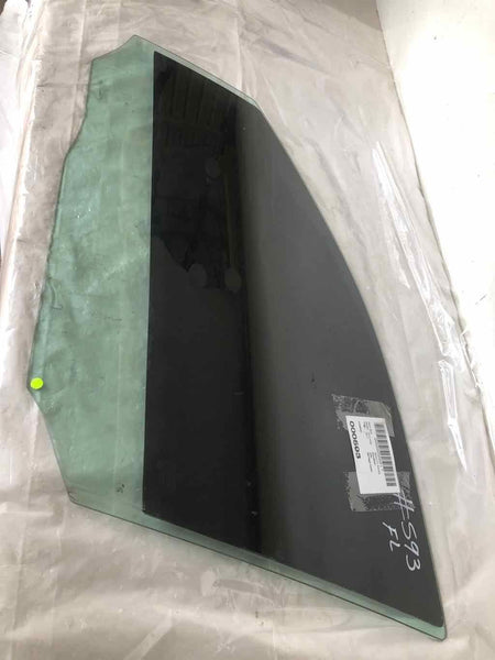 2008 - 2011 MERCEDES BENZ C300 Front Door Glass Window w/ Tinted Driver Left LH