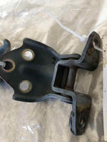2003 MITSUBISHI MONTERO SPORT Front Door Hinge Upper & Lower Passenger Right RH