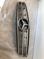 2008 - 2014 MERCEDES BENZ C-CLASS C300 Front Upper Bumper Grill Grille w/ Emblem