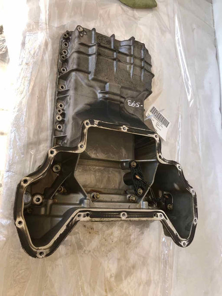2006 - 2011 MERCEDES BENZ C-CLASS C300 Engine Upper Oil Pan 3.0L RWD R2720142102