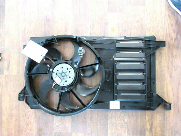 2007 MAZDA 3 Sedan Radiator 2.0L Engine Motor Cooling Fan  LF8B-15-0250D OEM Q