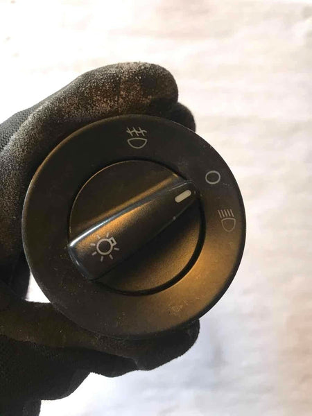1998  2005 VOLKSWAGEN BEETLE Headlight Fog Light Switch 3KX1C0941531C01C OEM Q