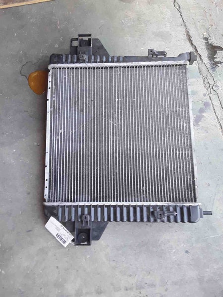 2002 - 2005 JEEP LIBERTY Automatic Engine Cooling Radiator Spectra Aluminum Q