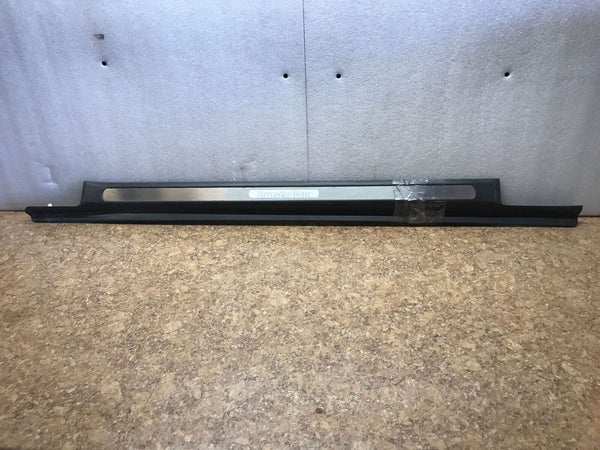 2003 MERCEDES BENZ C-CLASS C230 Rocker Panel Molding Passenger Right RH OEM Q