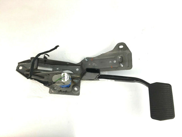 2013 - 2018 FORD FOCUS Brake Pedal w/ Bracket Assembly BV61-2467-JB OEM Q