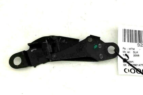 2006 MERCEDES BENZ SLK Convertible Top Roof Lock Latch Right  DC2307901477 Q