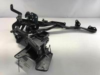 2005 - 2011 MERCEDES BENZ SLK  Convertible Roof Hinge Top 112002600 Left LH Q