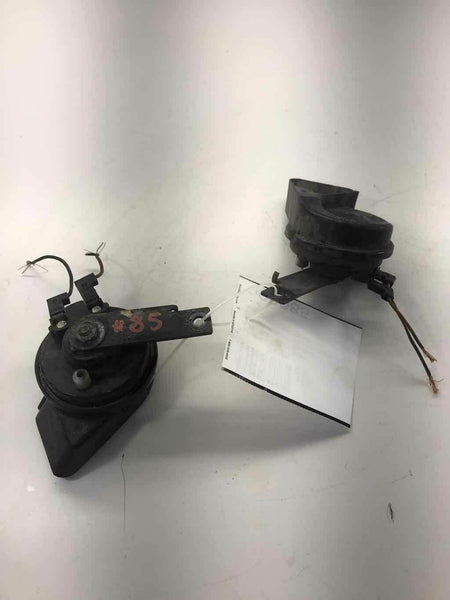 2000 - 2006 MERCEDES BENZ SLK High & Low Horn Alarm Serin Pair OEM Q