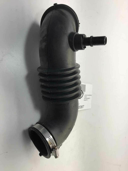 2008 FORD ESCAPE Air Intake Inlet Hose Tube Duct  S8L849R504-CA OEM Q