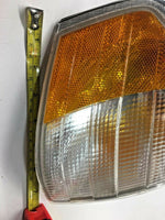 1997 MERCEDES BENZ C-CLASS Front Park Turn Signal Marker Lamp Light Right Q