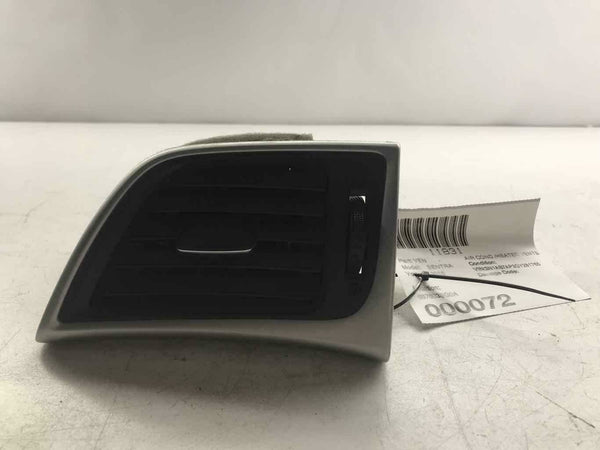 2013 - 2016 NISSAN SENTRA Front A/C Heater Vent Passenger Right 687603SG0A OEM Q