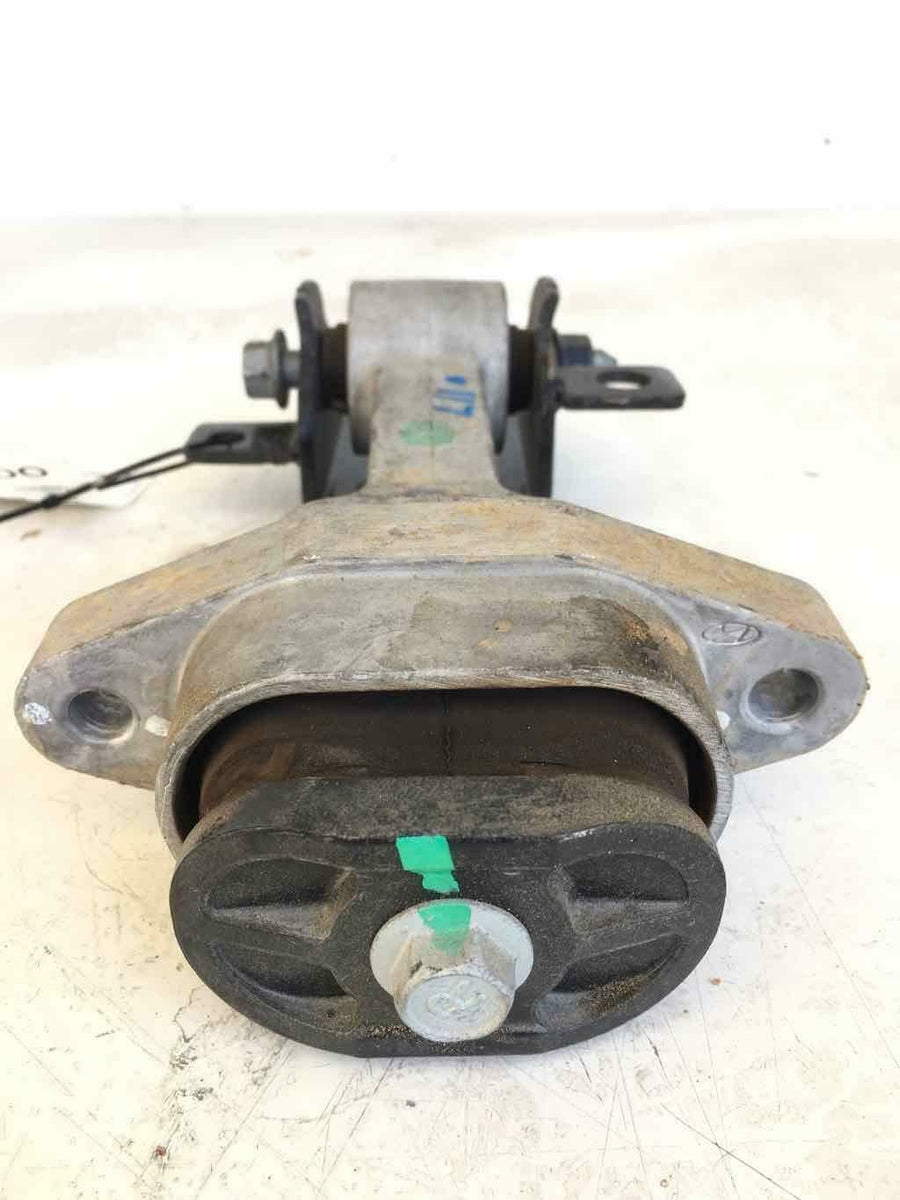 2014 KIA RIO Automatic Motor Engine Strut Torque Frame Mount Assembly ...