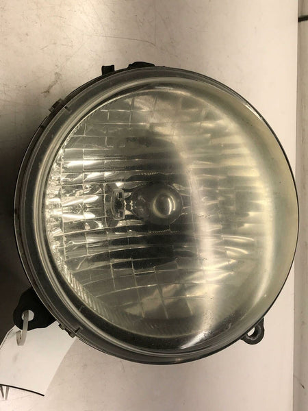2002 - 2004 JEEP LIBERTY Front  Headlight Lamp Head Light Passenger Right RH OE
