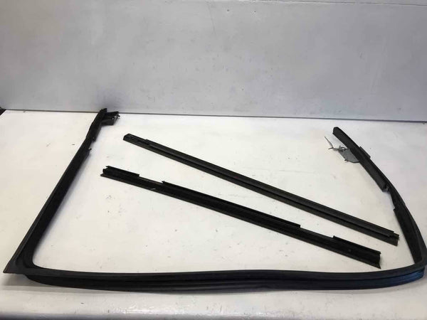 2004 GMC ENVOY Front Door Weather Stripping Rubber Seal Driver Left LH OEM