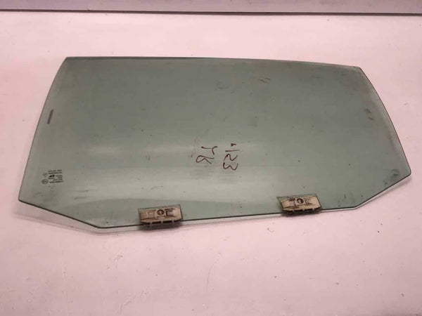 2000 - 2002 SATURN S SERIES SL2 Sedan Rear Door Glass Window Driver Left LH OEM
