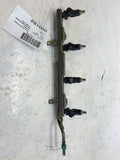 2005 HONDA ELEMENT Fuel Injection Rail w/ Fuel Injector 2.4L OEM